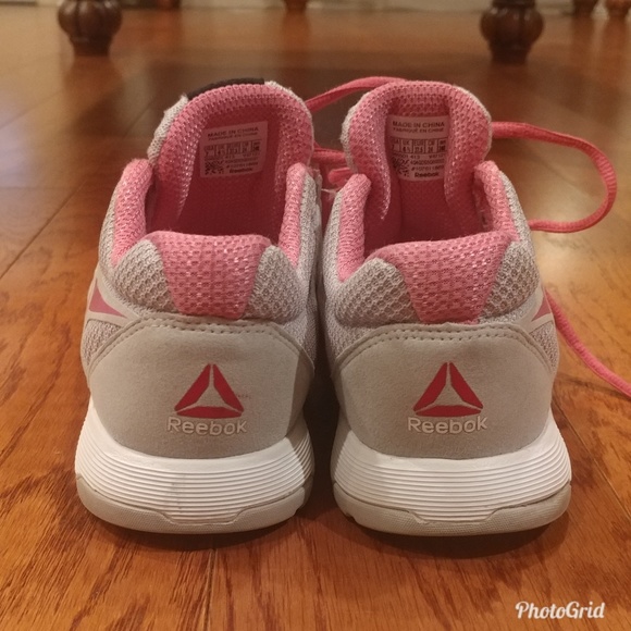 Women's Reebox - Picture 3 of 5